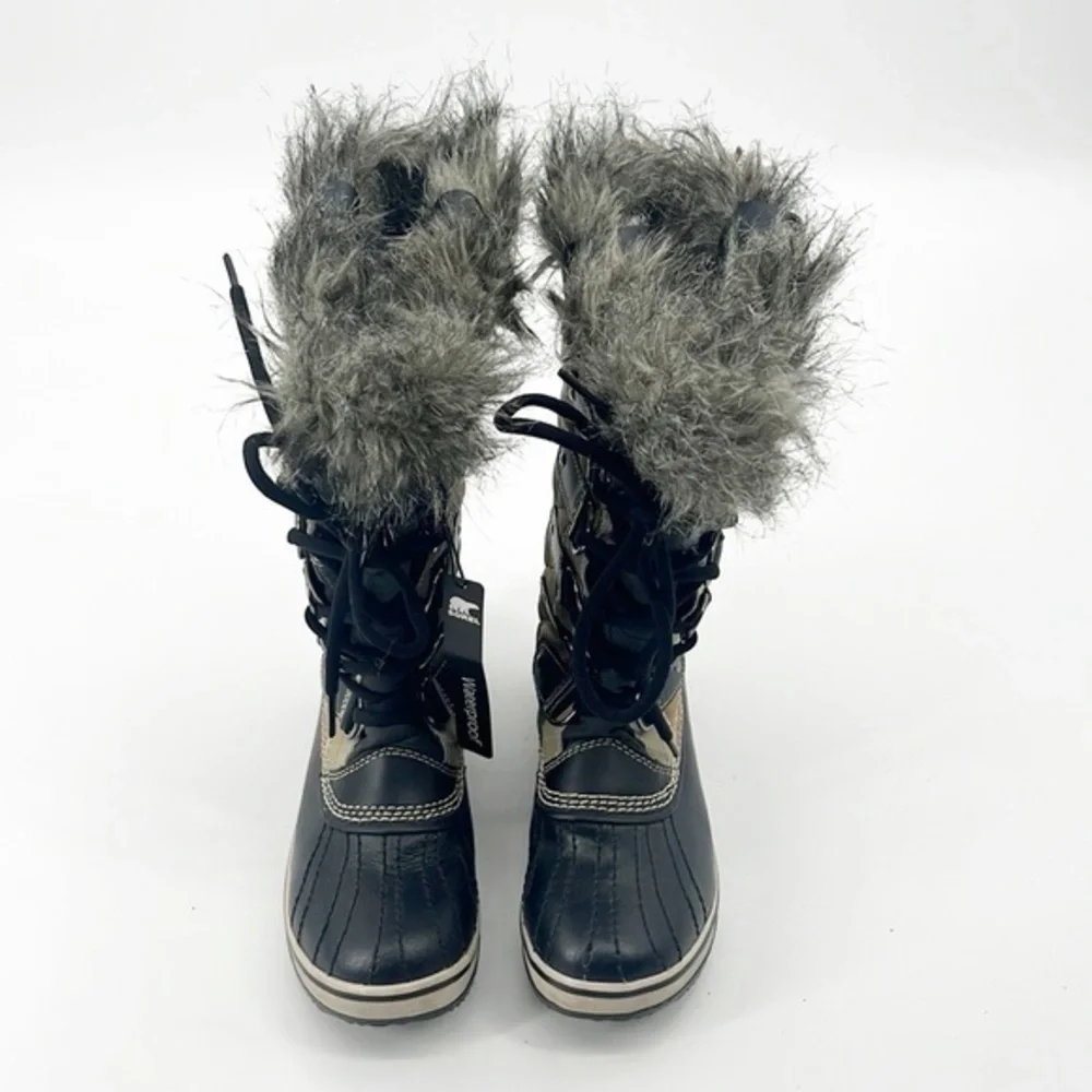 NWT Sorel Women’s Torfino Cate Winter Boot In Twill And Black Size 5